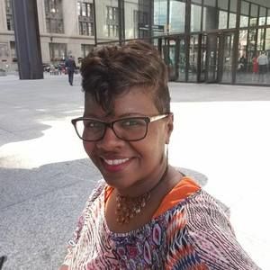 Meet your Posher, Christinia